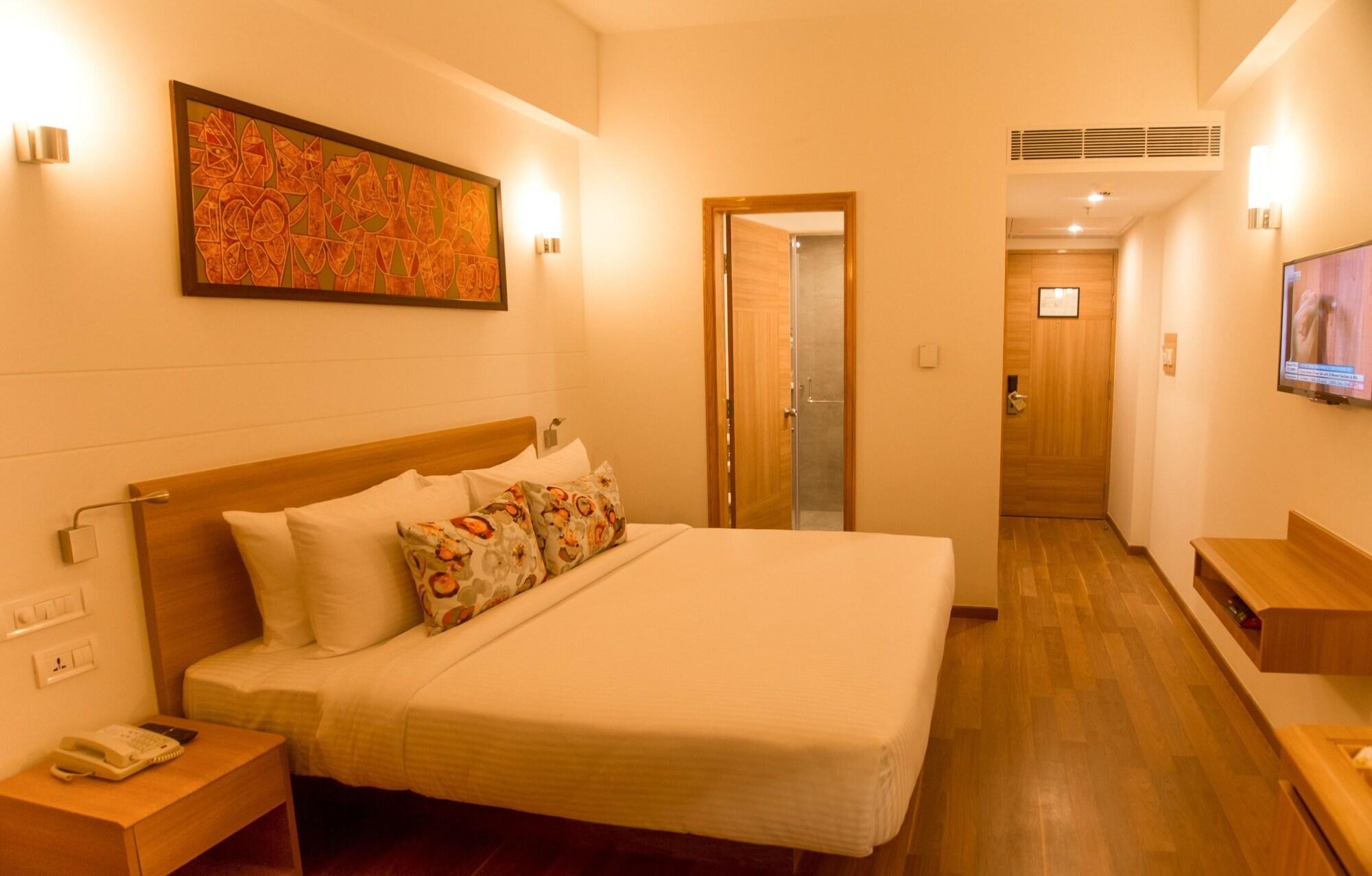 Lemon Tree Hotel, Sector 60, Gurugram Gurgaon Exterior photo