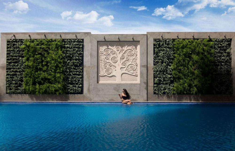 Lemon Tree Hotel, Sector 60, Gurugram Gurgaon Exterior photo