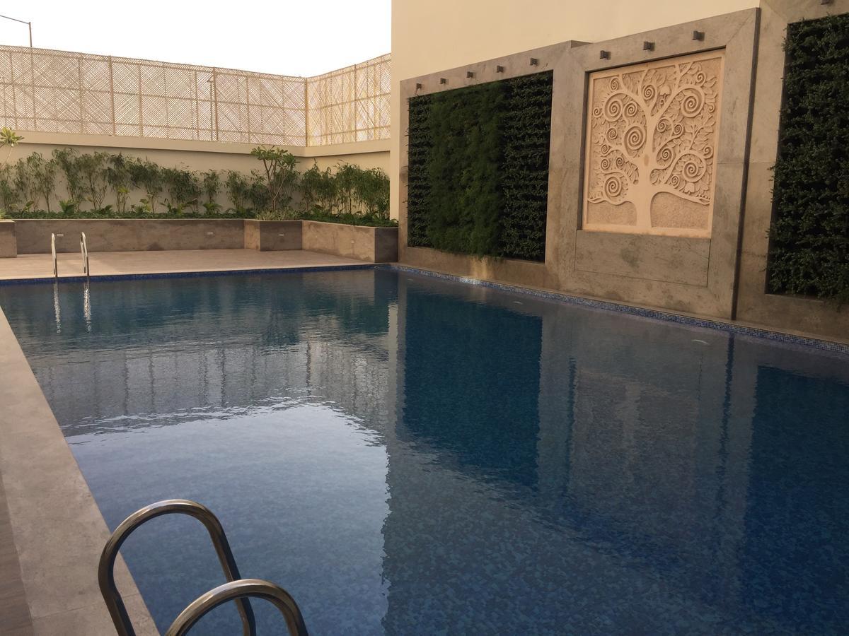 Lemon Tree Hotel, Sector 60, Gurugram Gurgaon Exterior photo